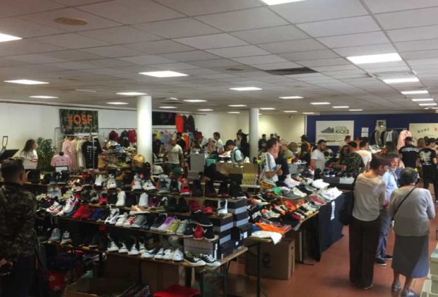 Les paires de Sneakers ne désemplit pas pour la 1ère édition de Cool Kicks à la salle Guillaume de Nogaret Montpellier. C.P : M.L