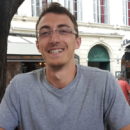 Paul Gillette en terrasse d'un café place Jean Jaurès Montpellier CP : L.M