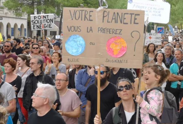 Le cortège de la marche pour le climat à Antigone Montpellier. C.P : S.B
